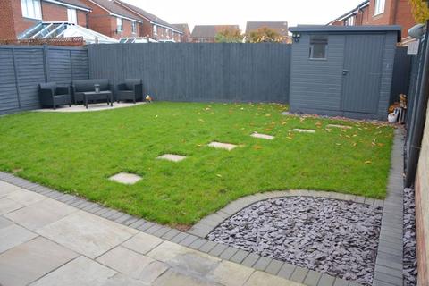 33 Pinter Close, Burnham-on-sea, TA8 1JN