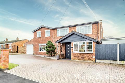 14 Blithemeadow Drive, Norwich, NR7 8PY