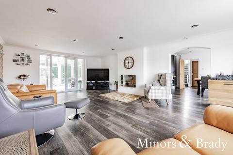 14 Blithemeadow Drive, Norwich, NR7 8PY