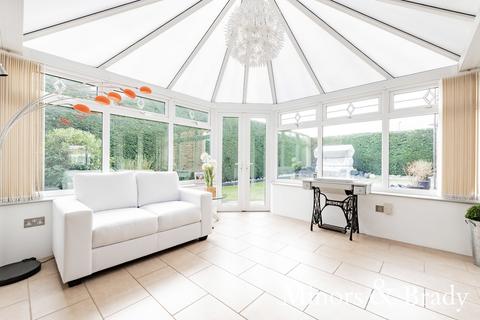 14 Blithemeadow Drive, Norwich, NR7 8PY