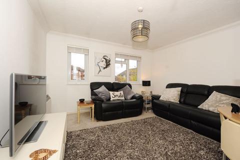 41 Wheatsheaf Close, Northolt, UB5 6YW