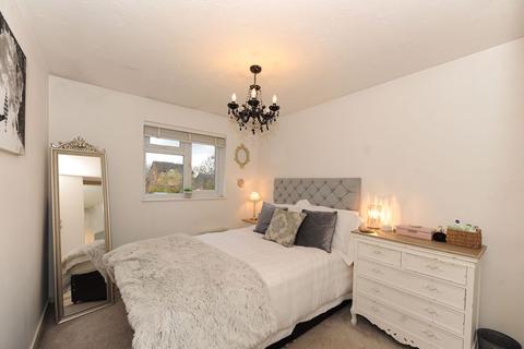 41 Wheatsheaf Close, Northolt, UB5 6YW