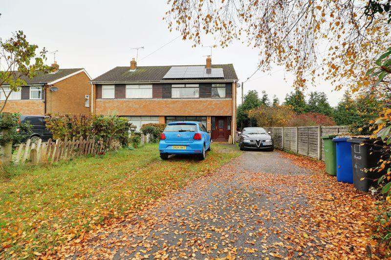Sands Lane, Scotter 3 bed semidetached house £194,950