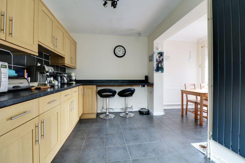 Sands Lane, Scotter 3 bed semidetached house £194,950