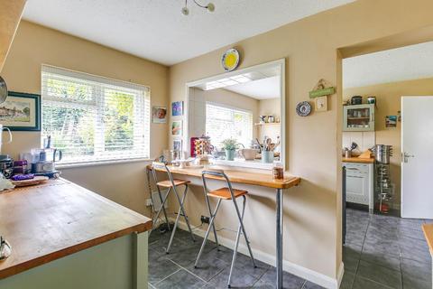 4 Oakapple Close, South Croydon, CR2 9BN