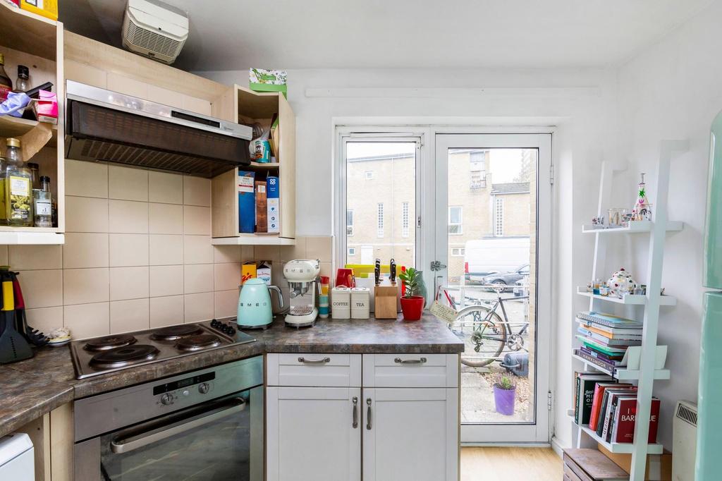 Kitchen Alt 2