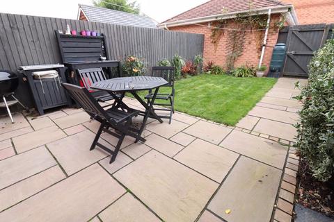 18 Bryce Drive, Bromborough, Wirral, CH62 2ET