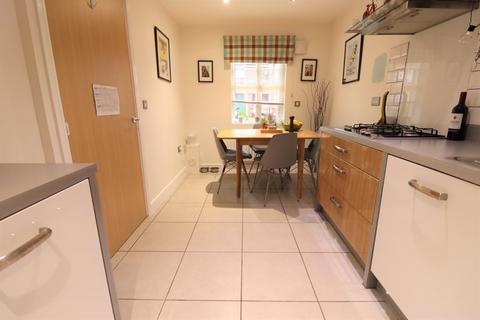 18 Bryce Drive, Bromborough, Wirral, CH62 2ET
