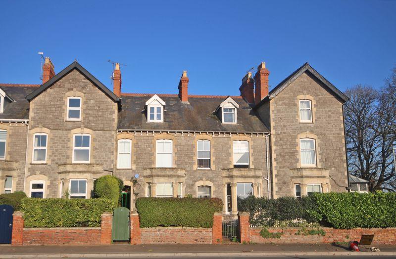 South Road, Taunton 4 bed terraced house £410,000