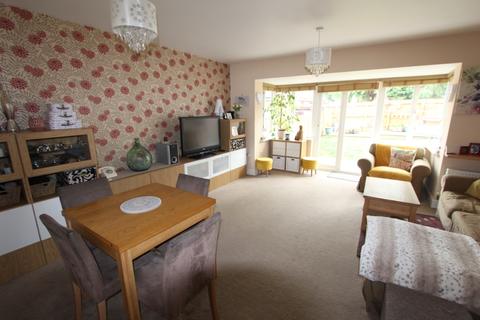 5 Bonham Drive, Orsett, Grays, RM16 3HF