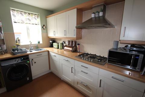 5 Bonham Drive, Orsett, Grays, RM16 3HF