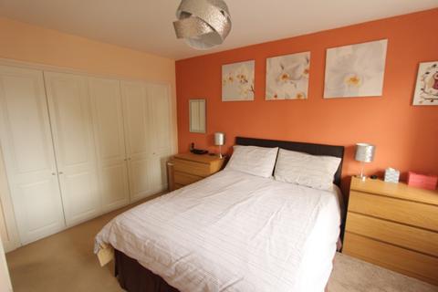 5 Bonham Drive, Orsett, Grays, RM16 3HF