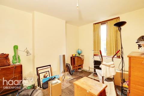 10 Grove Terrace, Southall, UB1 2JG