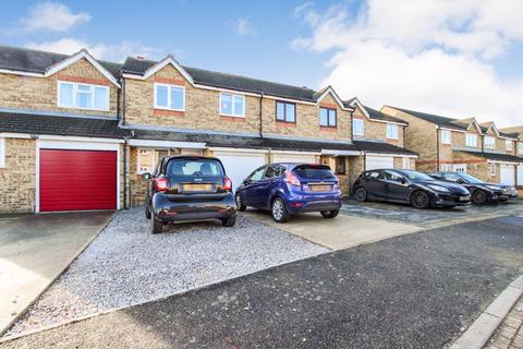 164 Danbury Crescent, South Ockendon, RM15 5XE