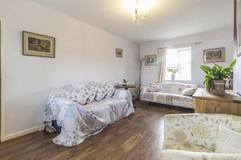 16 Caestory Crescent, Raglan, Usk, NP15 2EG