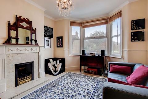60 Archer Road, London, SE25 4JN