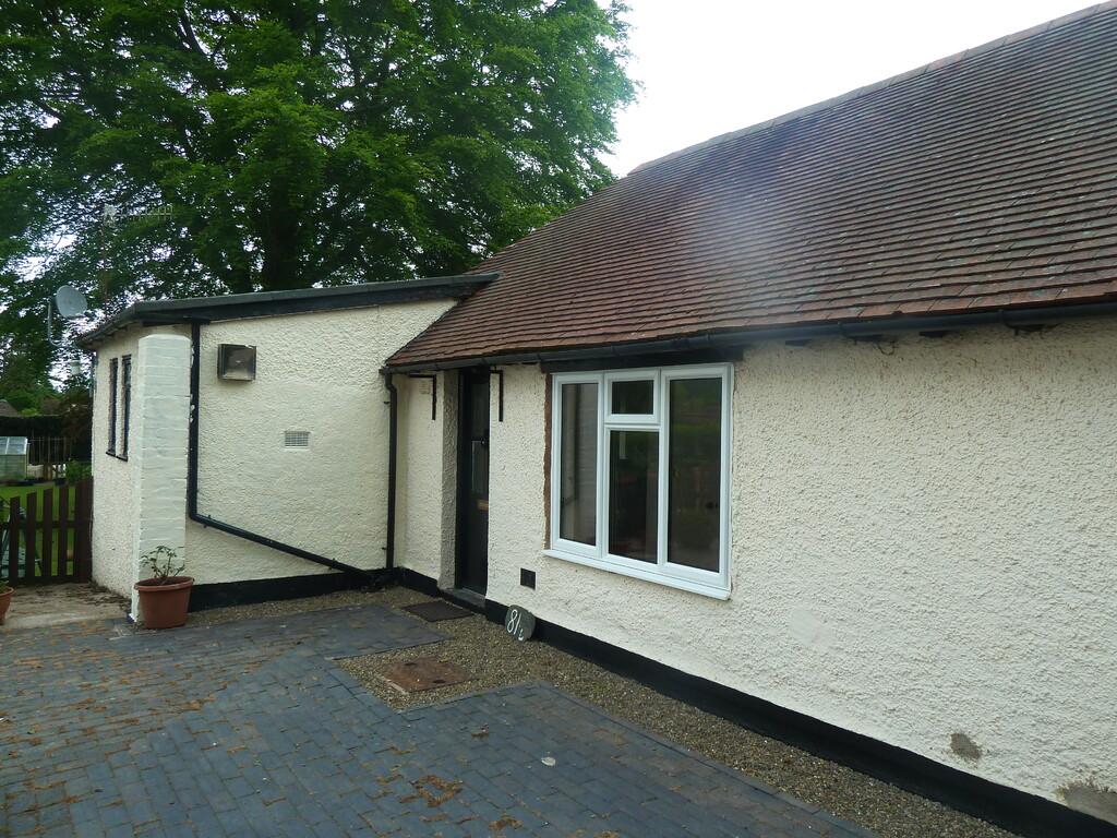 81 The Flat, Sandford Avenue Church Stretton Shropshire 1 bed flat £