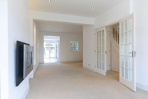 172 Blagdon Road, New Malden, KT3 4AL