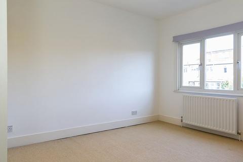 172 Blagdon Road, New Malden, KT3 4AL