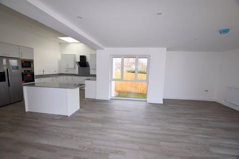 3 bedroom detached bungalow for sale - Beech Way, Bream