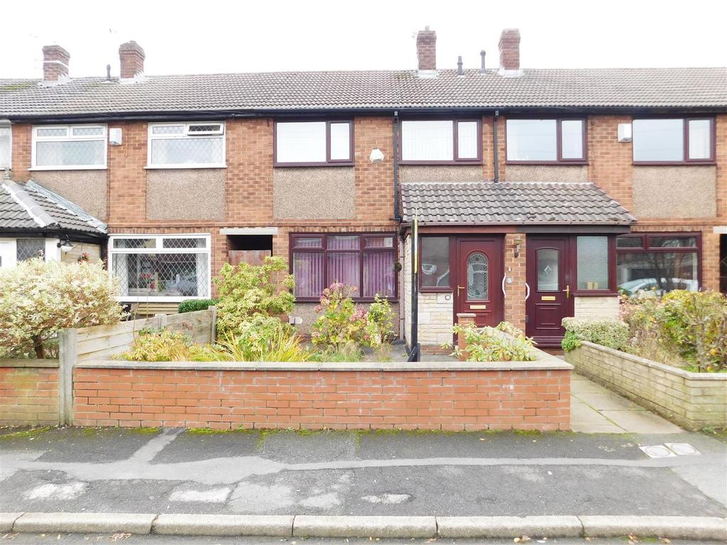 Elvira Close, Failsworth, Manchester 3 bed terraced house £135,000