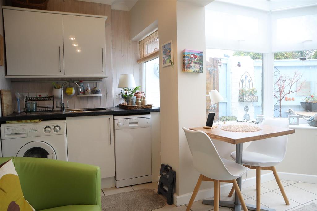 Breakfast Room