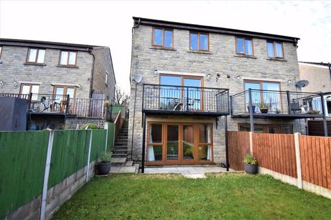 2b Burrfields Road, Chapel En Le Frith, High Peak, SK23 0JW