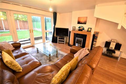 2b Burrfields Road, Chapel En Le Frith, High Peak, SK23 0JW