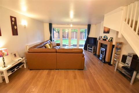 2b Burrfields Road, Chapel En Le Frith, High Peak, SK23 0JW