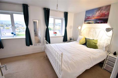 2b Burrfields Road, Chapel En Le Frith, High Peak, SK23 0JW