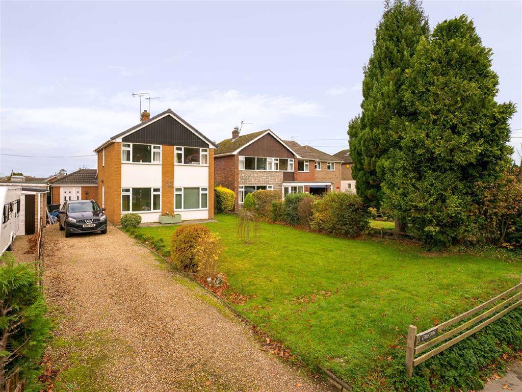 Aston Road, Wem, SY4 4 bed detached house £299,995