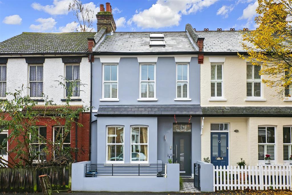 Royal Road, Teddington 3 bed terraced house £899,950