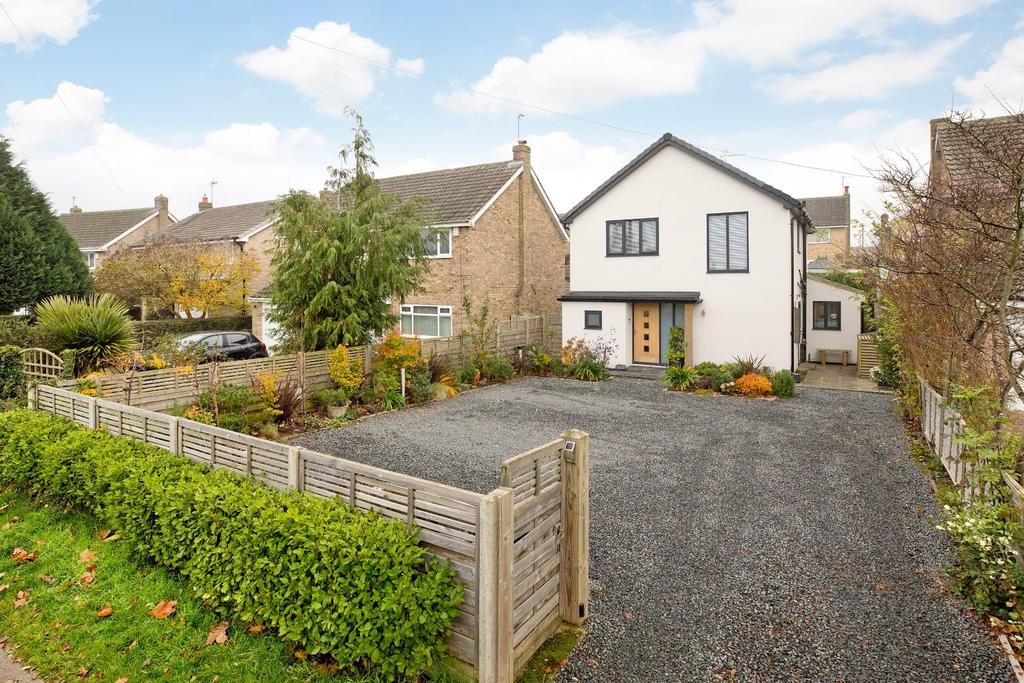 Boroughbridge Road, Knaresborough 3 bed detached house £435,000