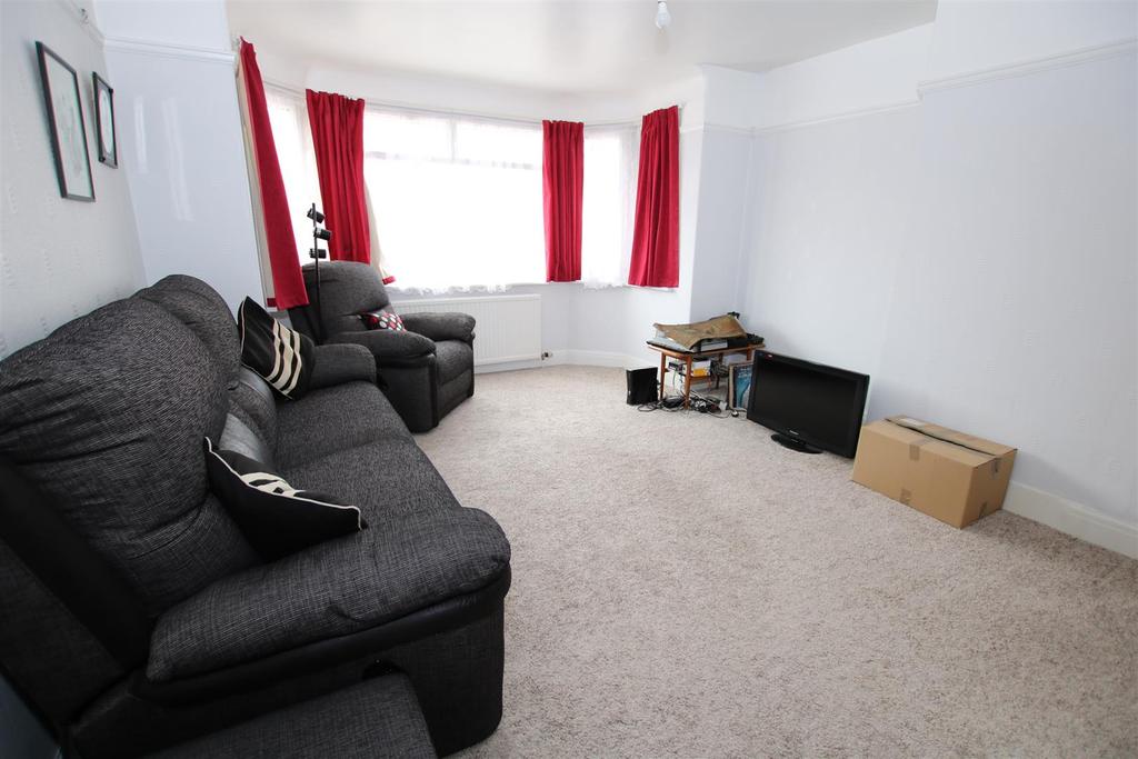 Bedroom 1.JPG