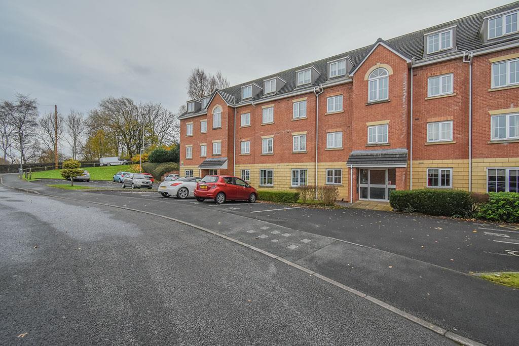 Gladstone Close, Blackburn 2 bed apartment £99,950
