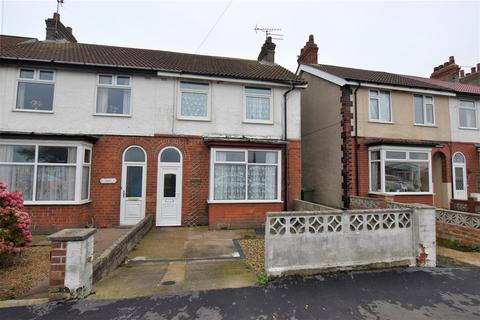 Austral Cliff Road, Hornsea, HU18 1JW