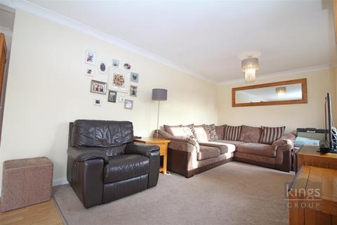 1 Bynghams, Harlow, CM19 5NR