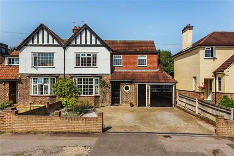 8 Orchard Road, Reigate, RH2 0PA