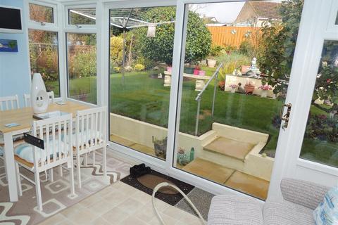 14 Morcom Close, St Austell, PL25 3UF