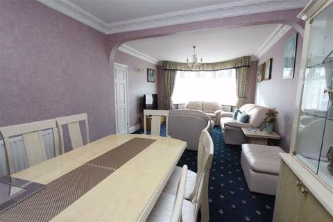 101 Shirley Gardens, Barking, IG11 9XB