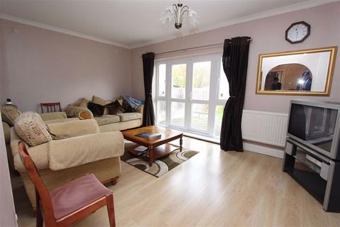 101 Shirley Gardens, Barking, IG11 9XB