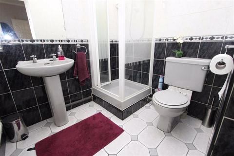 101 Shirley Gardens, Barking, IG11 9XB