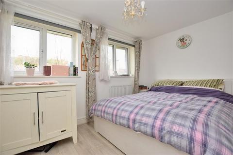 34b Rushett Drive, Dorking, RH4 2NN