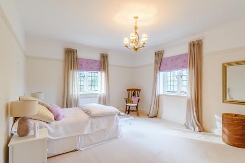 Merry Lodge Hazel Road, West Byfleet, KT14 6JJ