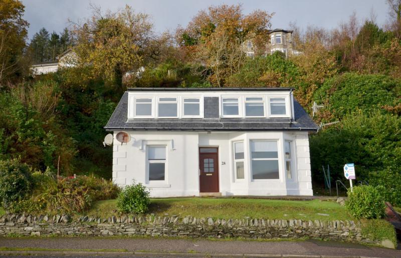 Shore Road, Innellan, Dunoon, Argyll... 2 bed flat £130,000