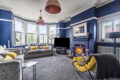 14 Glebe Road, Reading, RG2 7AG
