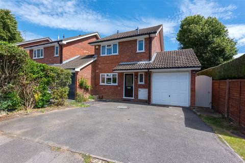 2 Cibbons Road, Chineham, Basingstoke, RG24 8TD