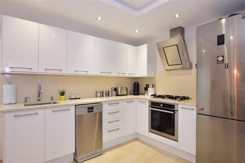 193 Chippenham Road, Romford, RM3 8HT