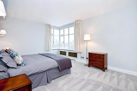 2 bedroom flat for sale, LOWNDES SQUARE, London, SW1X
