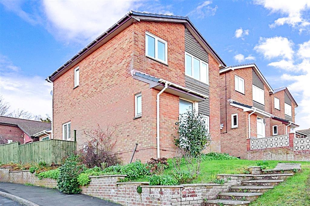 Silver Trees, Shanklin, Isle of Wight 3 bed link detached house £250,000